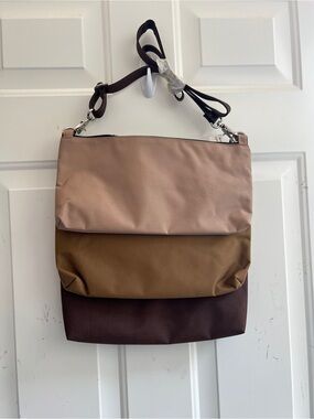 L. Erickson Tri-Tone Casual Messenger Bag in Pink, Tan & Brown